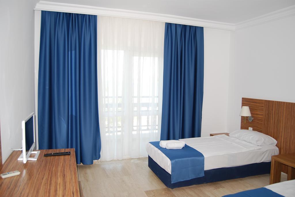 Club Blue White All Inclusive トゥルグトレイス 部屋 写真