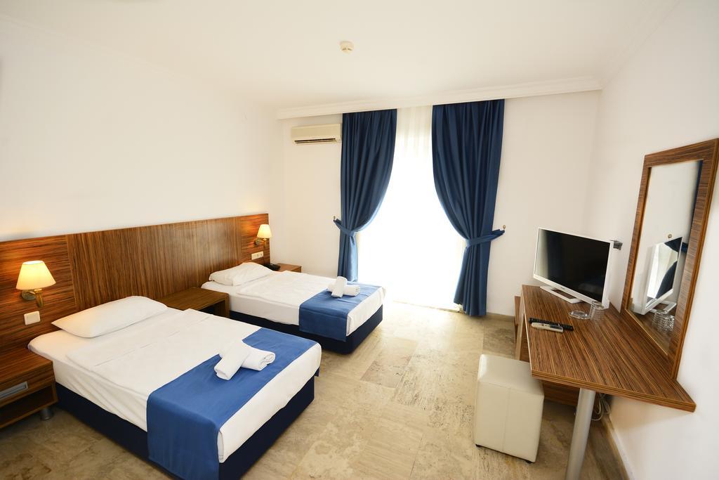 Club Blue White All Inclusive トゥルグトレイス エクステリア 写真